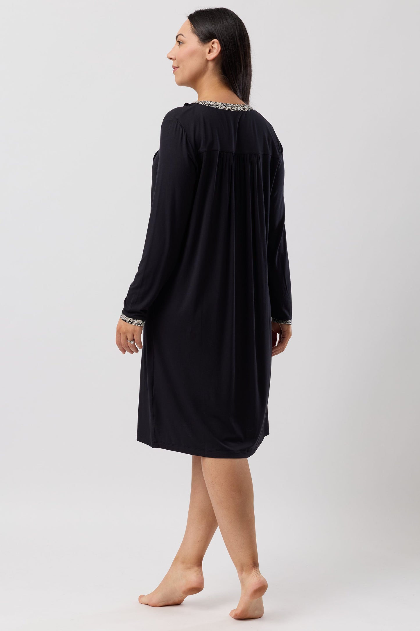 LEOPARD RUFFLE NIGHTIE BLACK - Y333L6