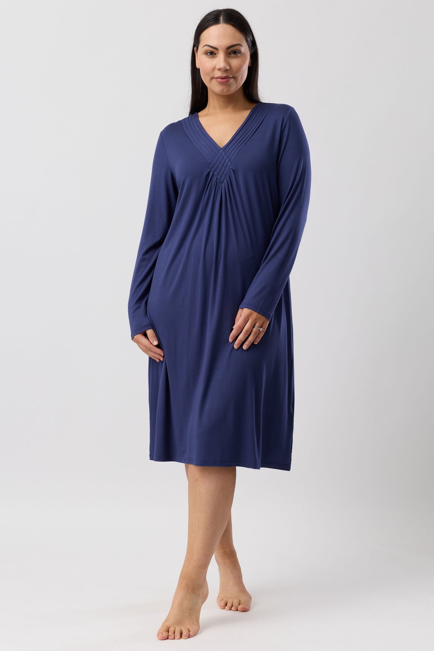 DIAMOND PLEAT NIGHTIE NAVY - Y334DP